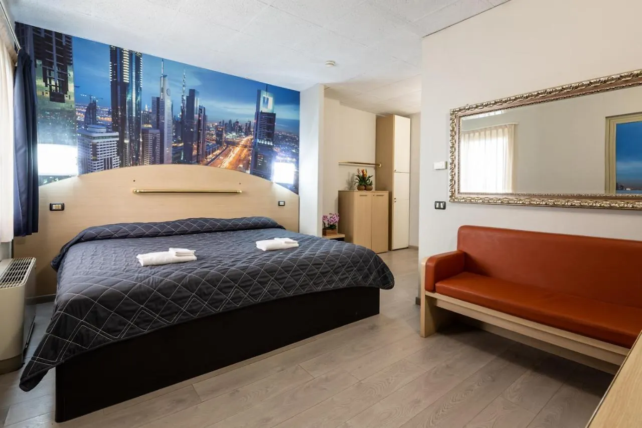 Motel Autosole Cornegliano Laudense Italy